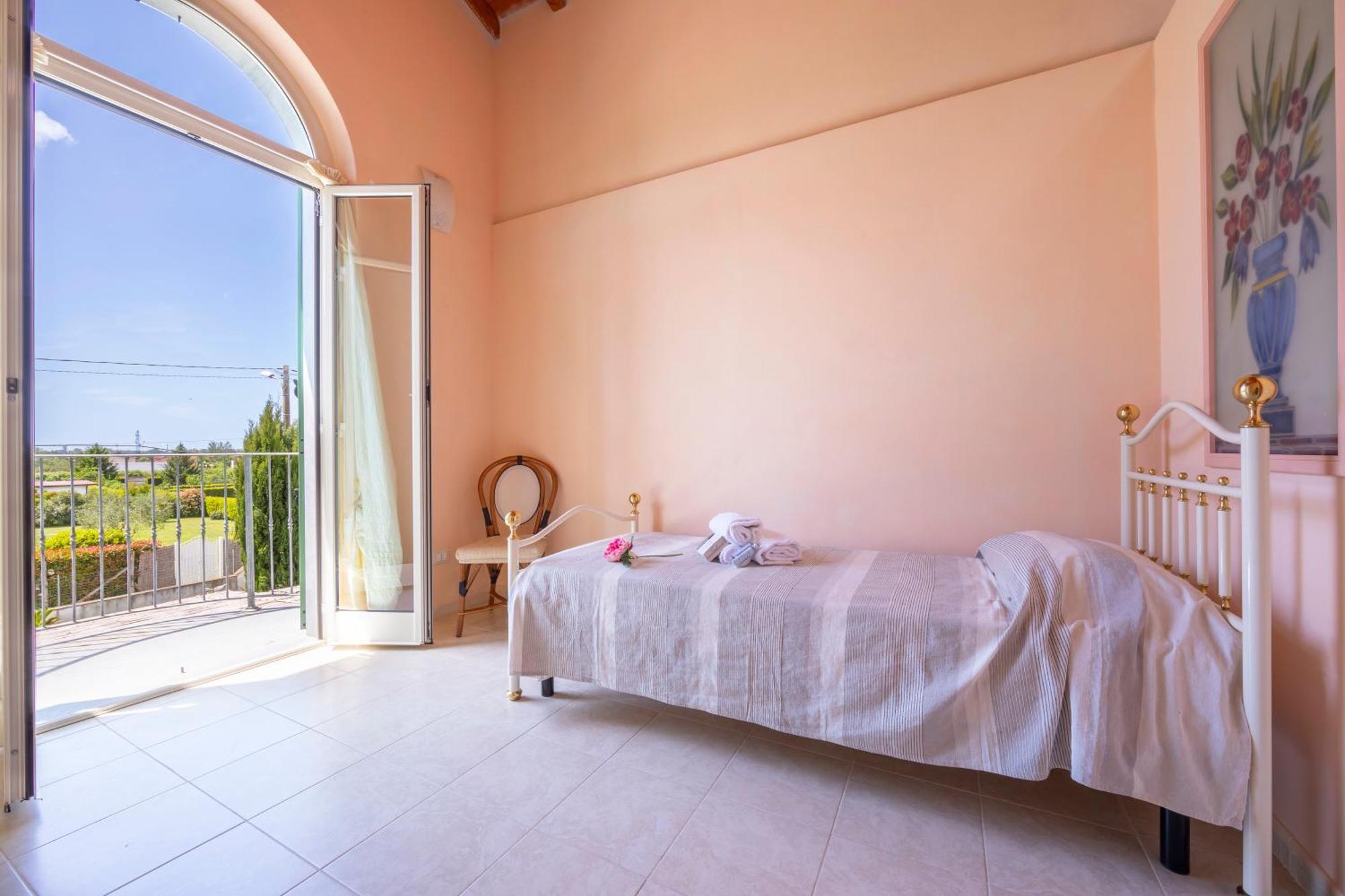 Villa Clara Few Km From The Sea - Happy Rentals Pietrasanta Eksteriør billede