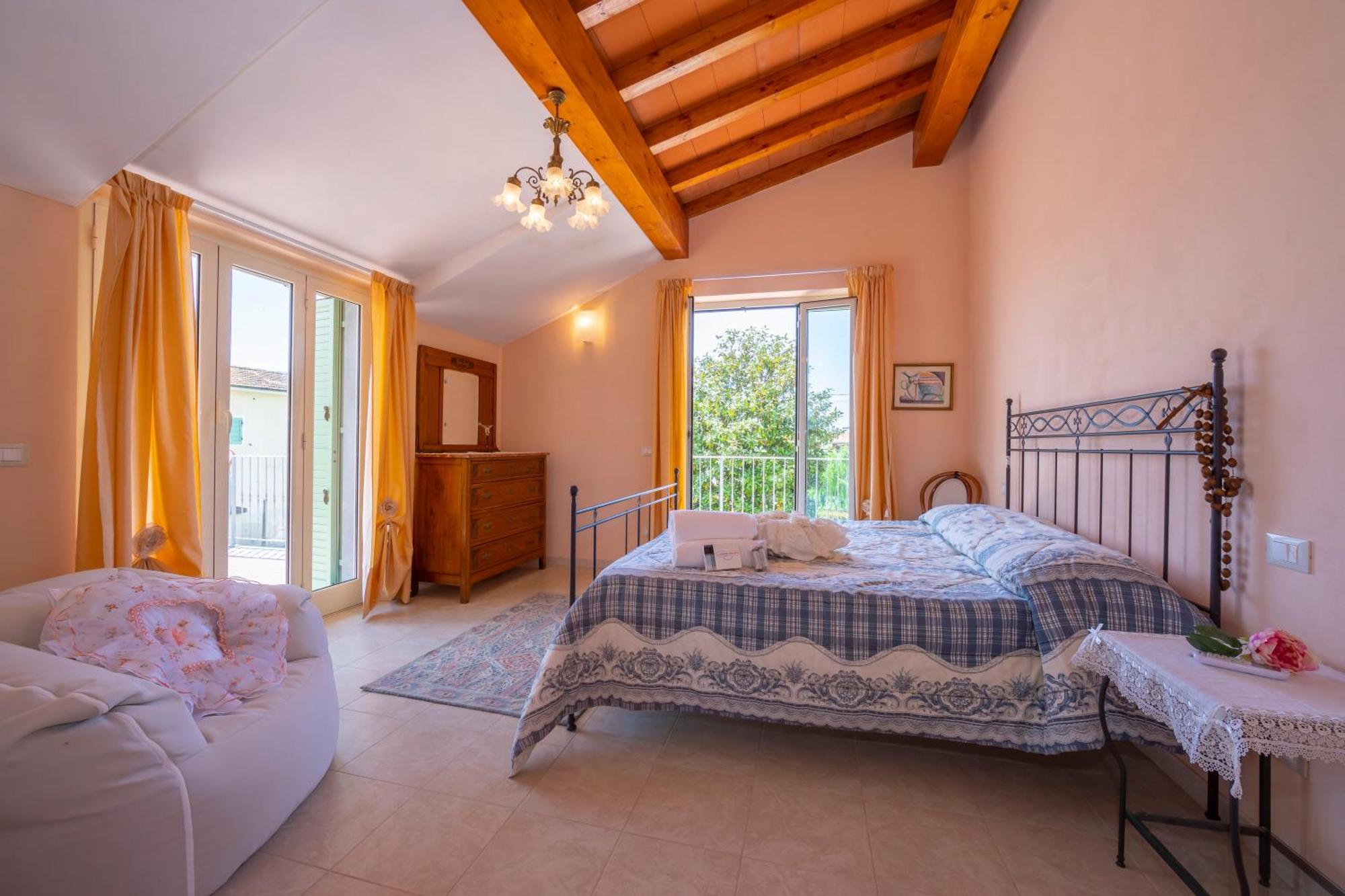 Villa Clara Few Km From The Sea - Happy Rentals Pietrasanta Eksteriør billede